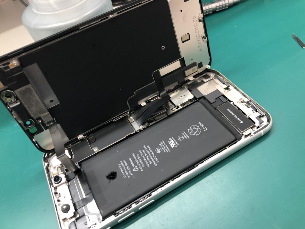 iPhone修理なら【モバイル修理 救急便】へ