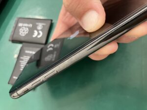 iPhone修理なら【モバイル修理 救急便】へ