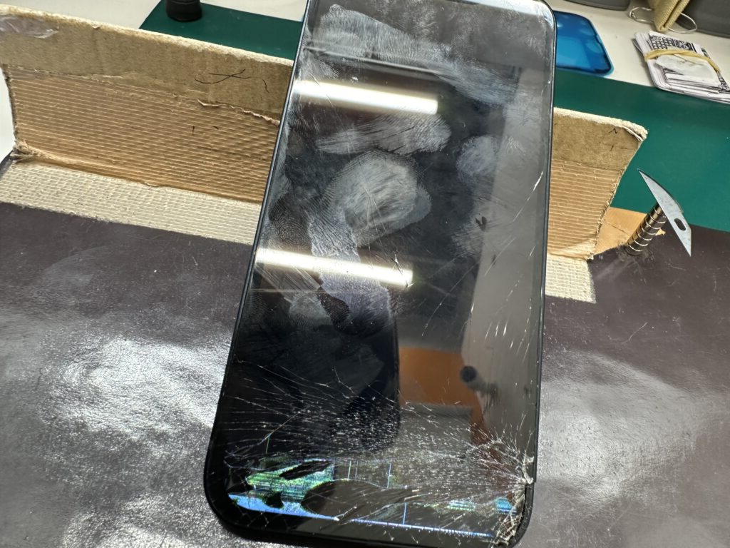 iPhone修理なら【モバイル修理 救急便】へ