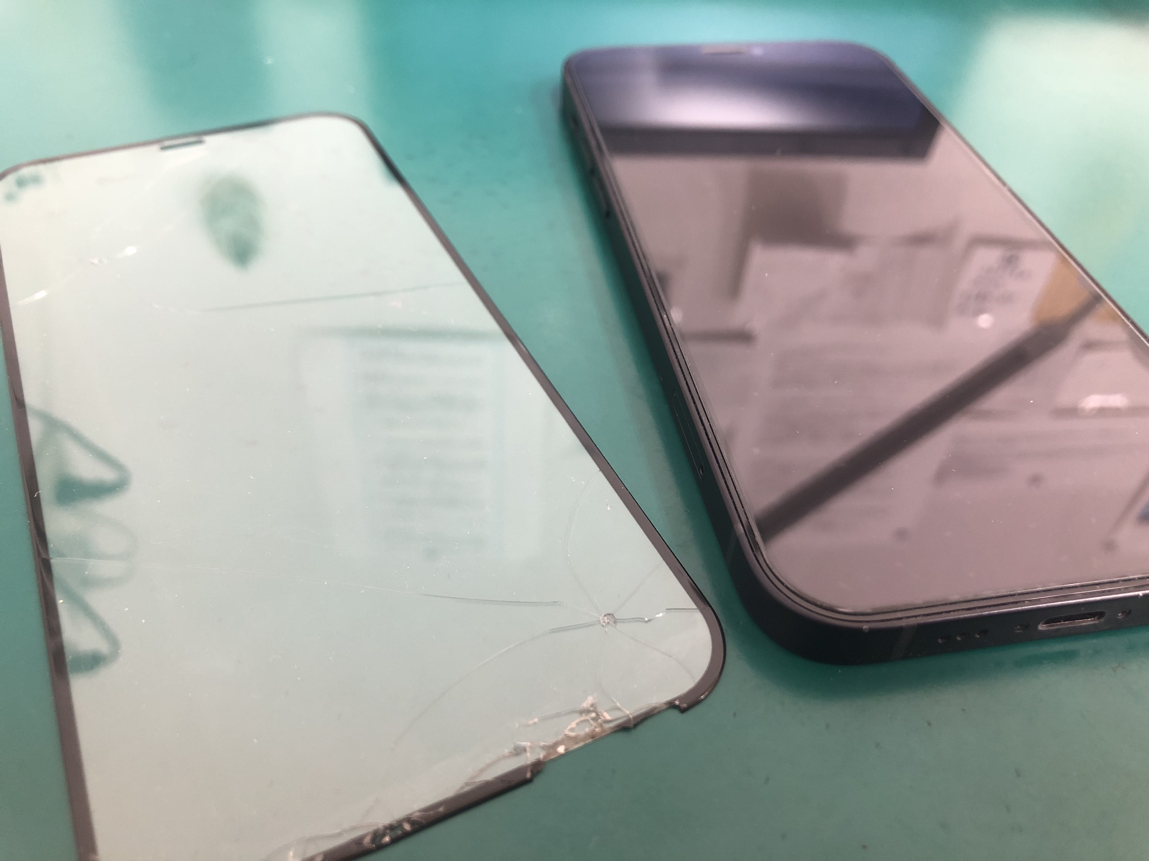 iPhone修理なら【モバイル修理 救急便】へ