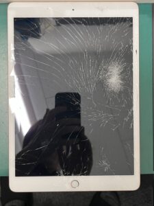 iPhone修理なら【モバイル修理 救急便】へ