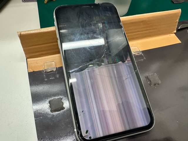 iPhone修理なら【モバイル修理 救急便】へ