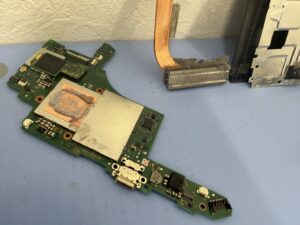 iPhone修理なら【モバイル修理 救急便】へ