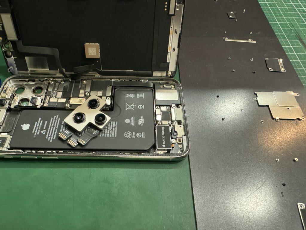 iPhone修理なら【モバイル修理 救急便】へ