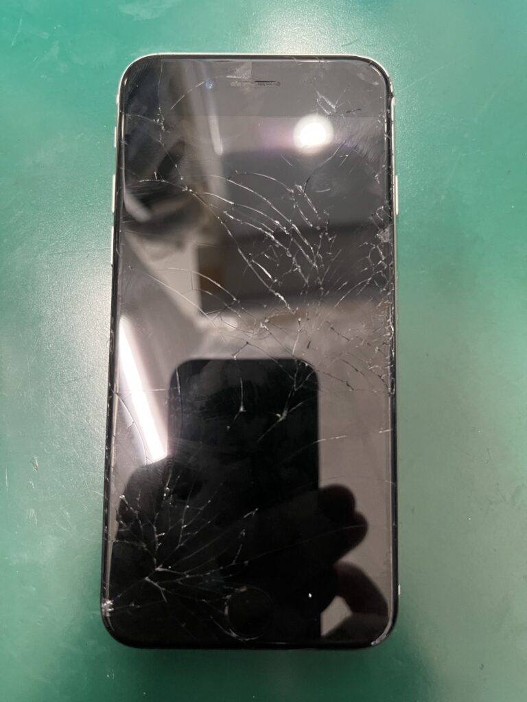 iPhone修理なら【モバイル修理 救急便】へ