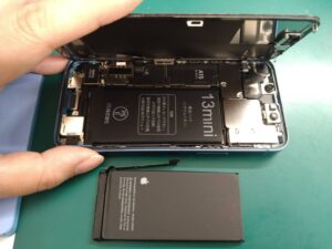 iPhone修理なら【モバイル修理 救急便】へ