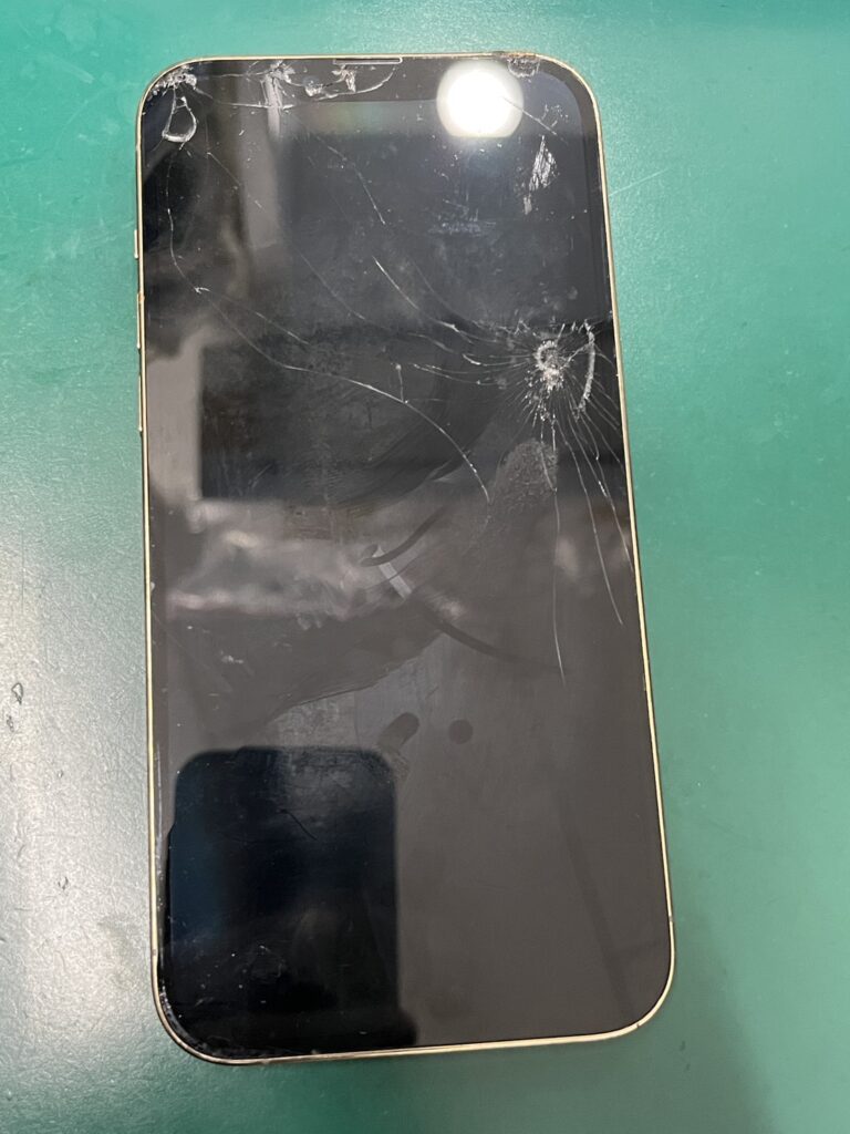iPhone修理なら【モバイル修理 救急便】へ