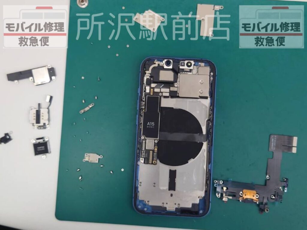 所沢でiPhone13miniの充電口交換/iphone-charging-port-replacement-tokorozawa