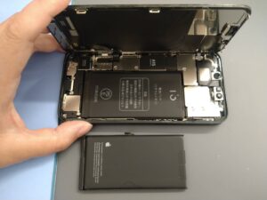 iPhone修理なら【モバイル修理 救急便】へ